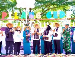 Pemerintah Kabupaten Bojonegoro Menggelar Puncak Peringatan Bulan Bakti Gotong Royong Masyarakat