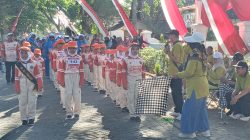 Semangat Nasionalisme, Santri MI Al-Hikmah Margoagung Sukses Ikuti Gerak Jalan HUT RI 81
