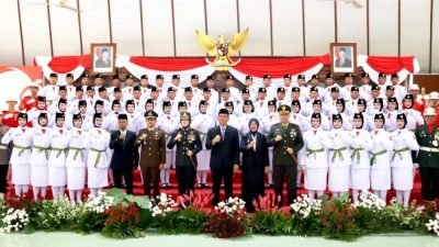 72 Pelajar Pilihan di Kabupaten Bojonegoro Resmi Bertugas sebagai Paskibraka